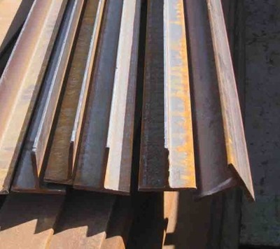 淮南T型钢优势解析 为何选择厂家直销的热轧T型钢？