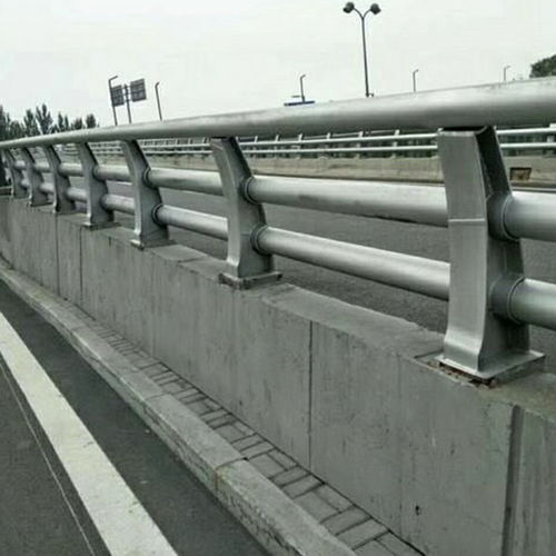 临沂桥梁护栏销售 | 聊城聚宏金属护栏厂 专业供应高品质金属护栏材料